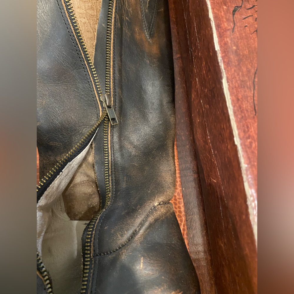 Freebird Chapelle Boots ❌BROKEN ZIPPER❌ Black multi-Color/ Size 10 - Picture 2 of 11